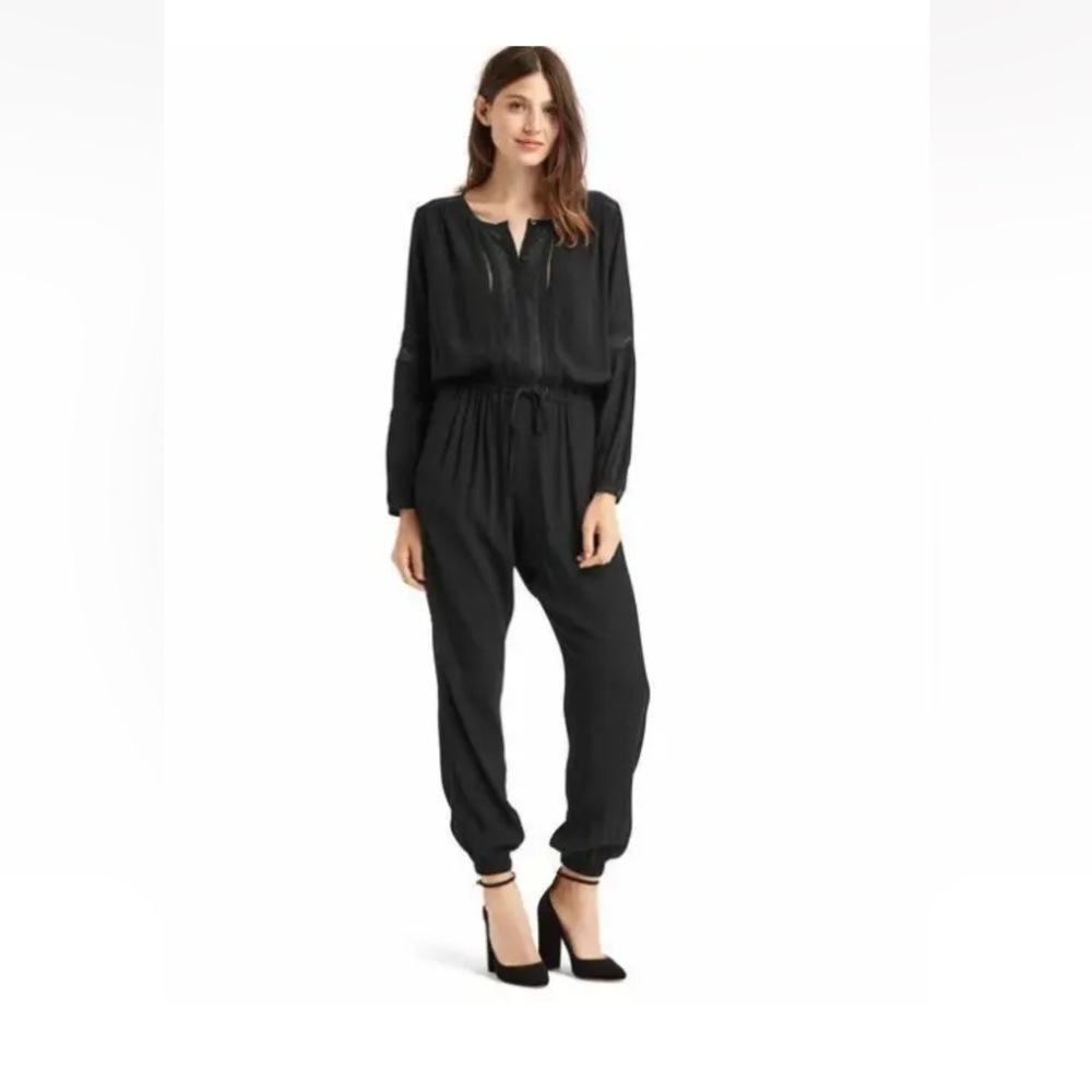 Gap Black Embroidered-Trim Drawstring Jumpsuit Jogger NWT.Size S.$89.95 MSRP.